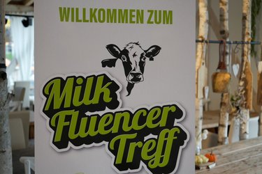 Rollup zur Begrüßung 1. Milk.Fluencer.Treffen